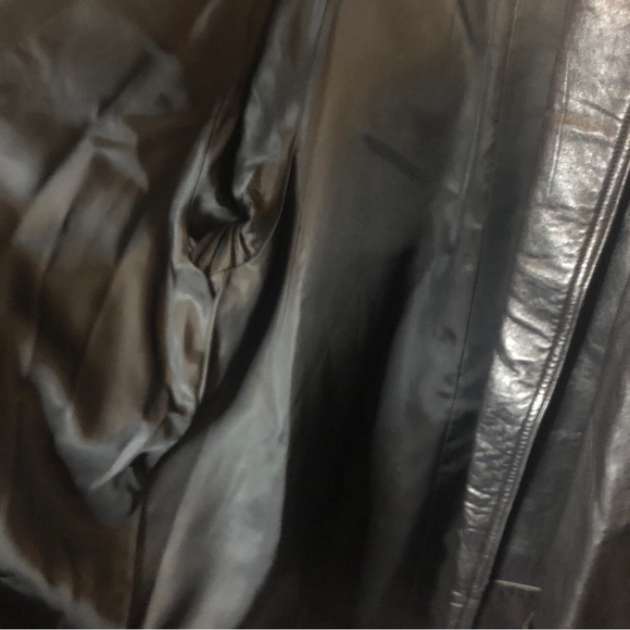 Leather vintage jacket. Oversized small. Fits Large - Picture 4 of 12